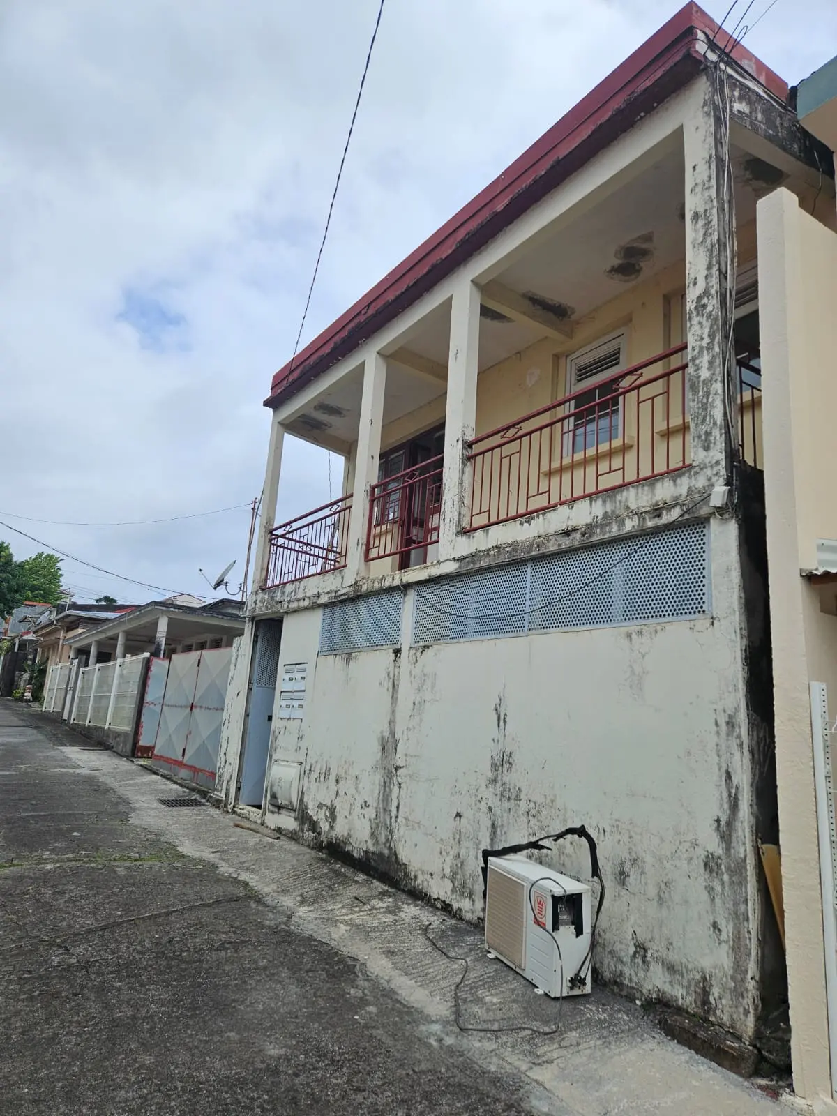 Photo de Immeuble avec 3 appartements – Fort-de-France à Fort-de-France