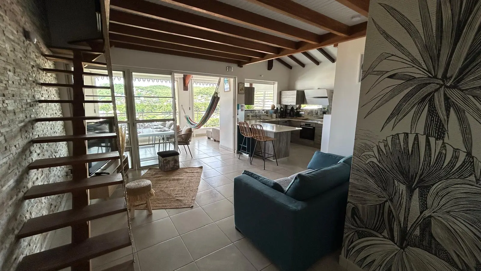 Photo de Appartement F4 Trois-Îlets – Terrasse et vue mer à Trois-Îlets